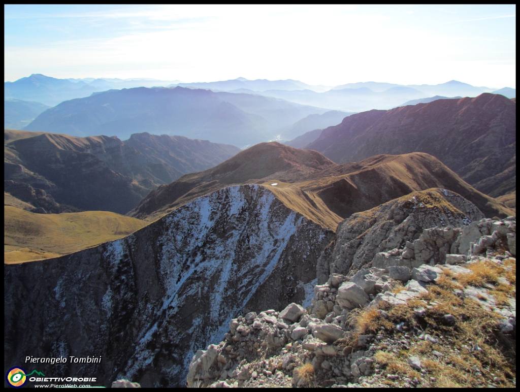 28 Cima di Leten con la parete nord imbiancata.JPG